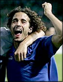Klemi_Saban celebrates after a win with his national team
